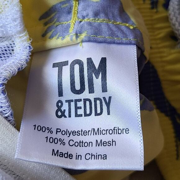 TOM & TEDDY Yellow & Blue Flying Parrots UPF 50+ Quick Dry Swim Shorts Medium - Picture 8 of 11